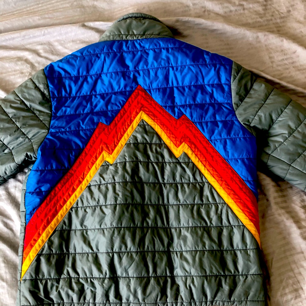 AN original unisex.No rips, tears, animals or smoking. Bought @ the Malibu shop!